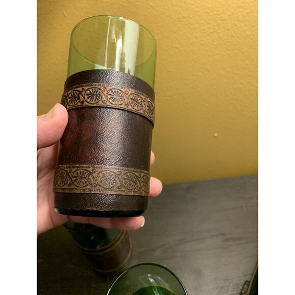 Vtg Green Whiskey Glasses With Leather Embossed Sleeve Lot Of Four - Picture 8 of 8